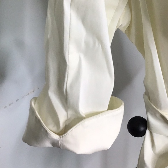 Beautiful Vintage Donna Ricco Creme High Collar Blouse - Picture 3 of 4